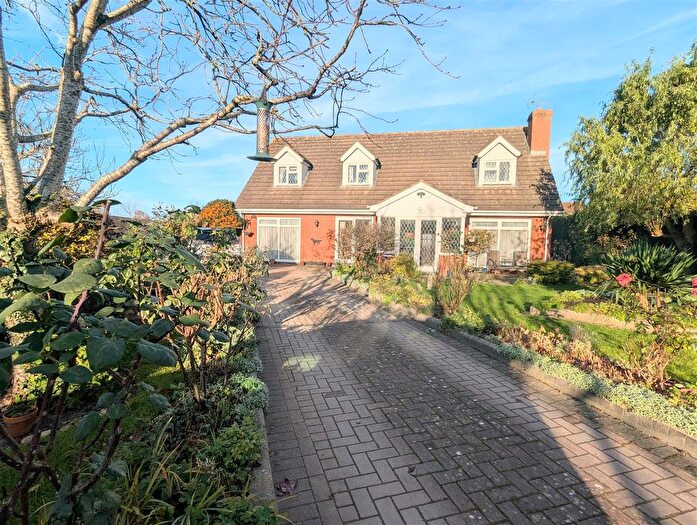 4 Bedroom Detached House For Sale In Kingstone, Hereford, HR2