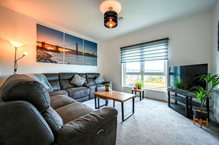 2 Bedroom Flat For Sale In Countess Park, Slackbuie, IV2