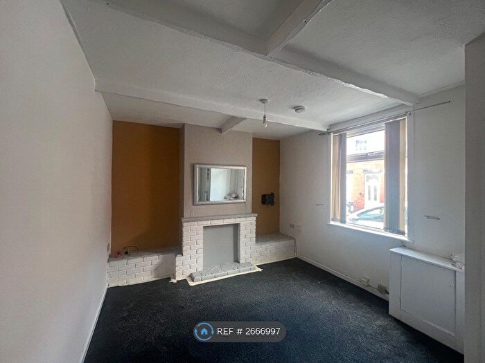 2 Bedroom Terraced House To Rent In Wellington Street, Farnworth, Bolton, BL4