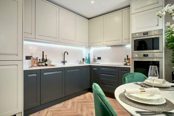 2 Bedroom Apartment To Rent In Royal Exchange, London, KT1