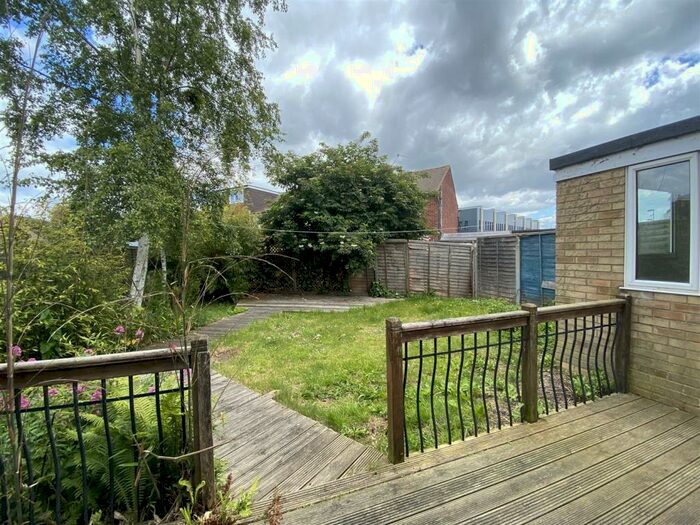 3 Bedroom House To Rent In Harrison Road, Worthing, BN14