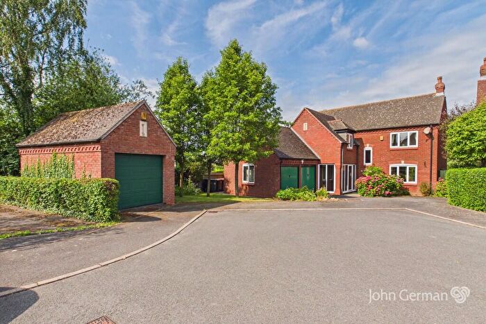 4 Bedroom Detached House For Sale In The Chase, Rosliston, DE12