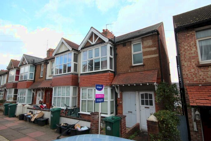 2 Bedroom Apartment To Rent In Stanmer Park Road, Brighton, BN1