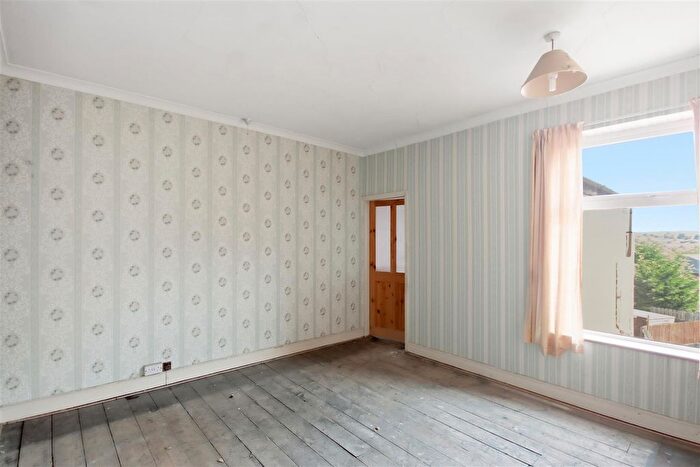2 Bedroom Terraced House For Sale In Avenue Road, Whittington Moor, Chesterfield, S41