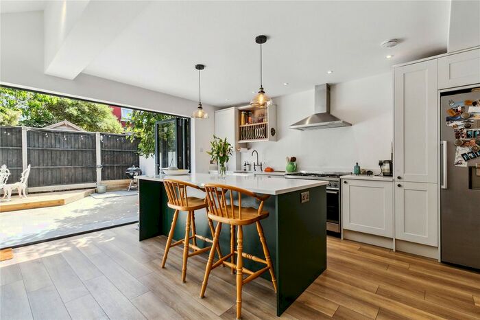 4 Bedroom Terraced House To Rent In Rectory Lane, London, SW17