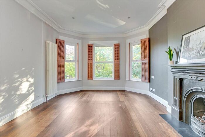 4 Bedroom Maisonette To Rent In Chevening Road, Queens Park, NW6
