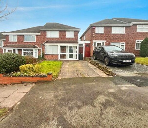 3 Bedroom Property To Rent In Eastwood Road, Great Barr, Birmingham, B43