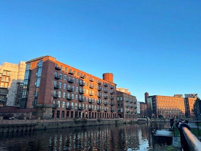 1 Bedroom Apartment For Sale In Roberts Wharf, Neptune Street, Leeds, LS9