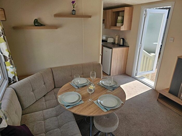 3 Bedroom Mobile/park Home For Sale In Stanford Bishop, Worcester, WR6
