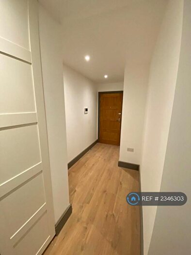 1 Bedroom Flat To Rent In Eastbourne Road, Lingfield, RH7