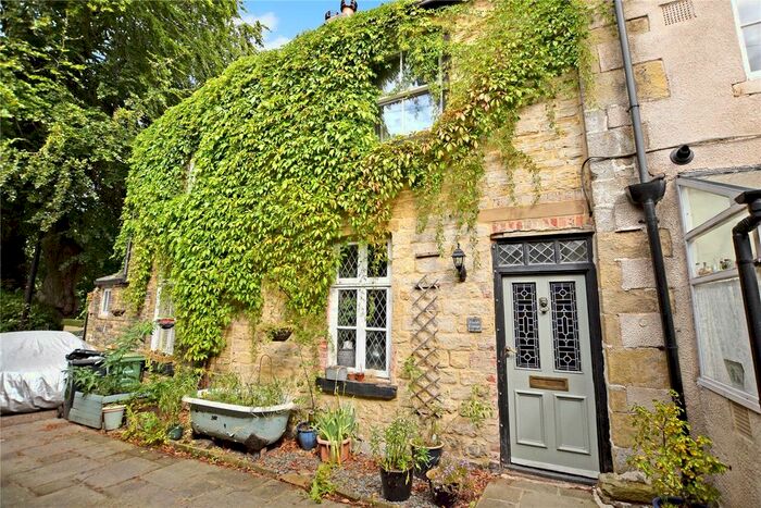 3 Bedroom Detached House To Rent In Foxfell Cottage, Houghley Lane, Leeds, West Yorkshire, LS13