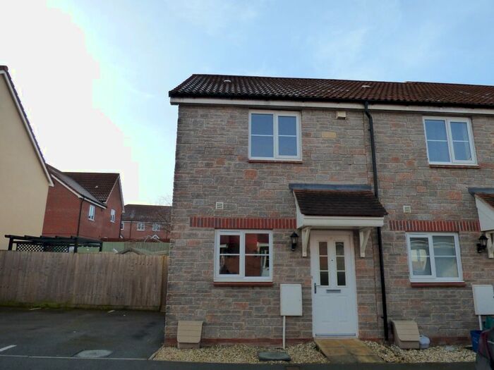 2 Bedroom End Of Terrace House To Rent In Higher Meadow, Cranbrook, Exeter, EX5