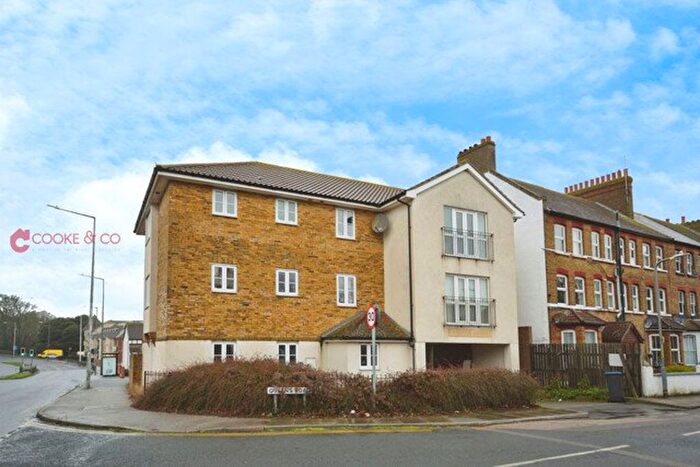 1 Bedroom Flat To Rent In Sanders Crt, Queens Rd, Westgate-On-Sea, CT8