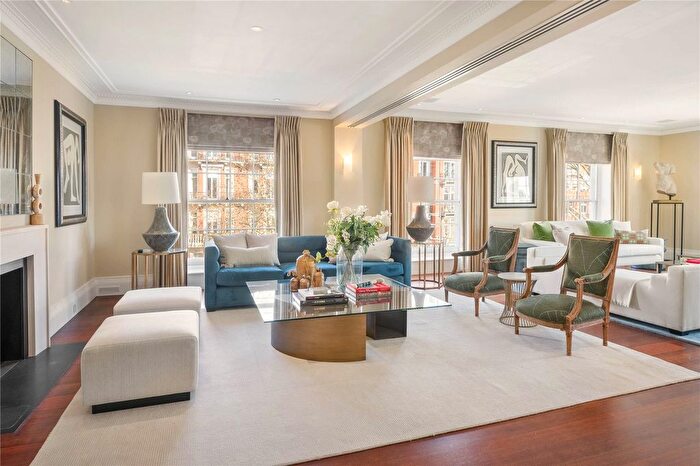 4 Bedroom Flat For Sale In Academy Gardens, Duchess Of Bedford's Walk, London, W8