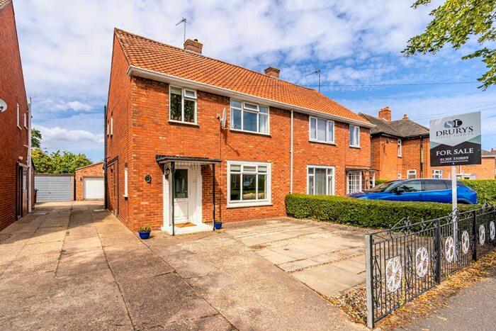 3 Bedroom Semi-Detached House To Rent In Kings Crescent, Boston, PE21