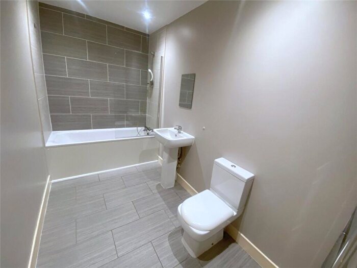 1 Bedroom Flat To Rent In Queen Street, Wellingborough, Northamptonshire, NN8
