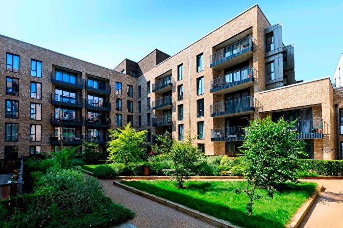 1 Bedroom Flat To Rent In Kooky Staines, Fairfield Ave, London, TW18