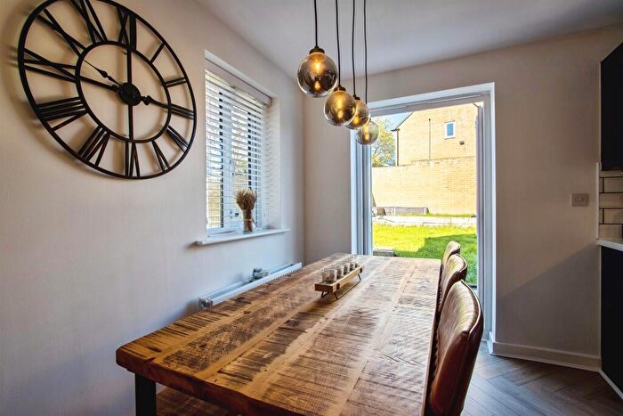 3 Bedroom Detached House For Sale In Blencartha Crescent, Leeds, LS9