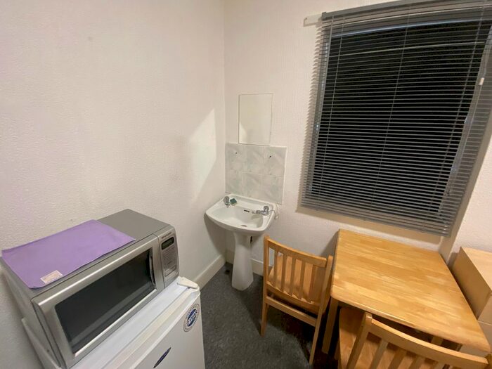 Studio To Rent In Gayton Road, Harrow, HA1