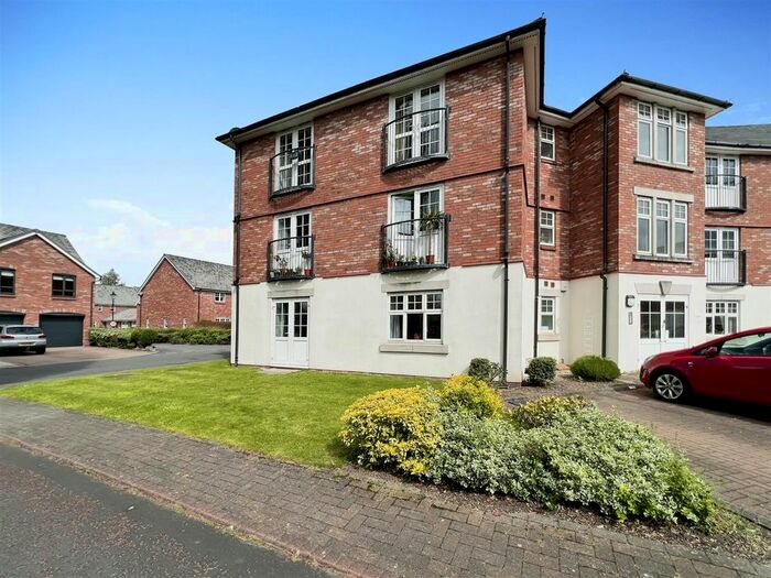 2 Bedroom Flat To Rent In Halliwell Crescent, Hutton, Preston, PR4