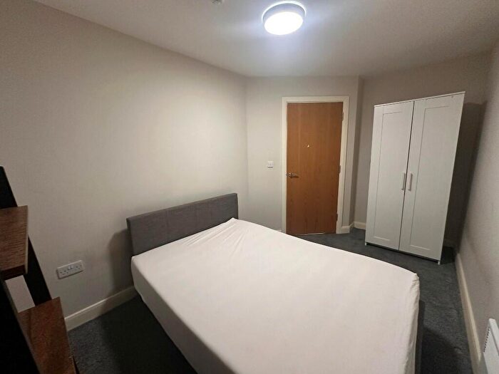 2 Bedroom Apartment To Rent In Skinner Lane, Leeds, West Yorkshire, LS7