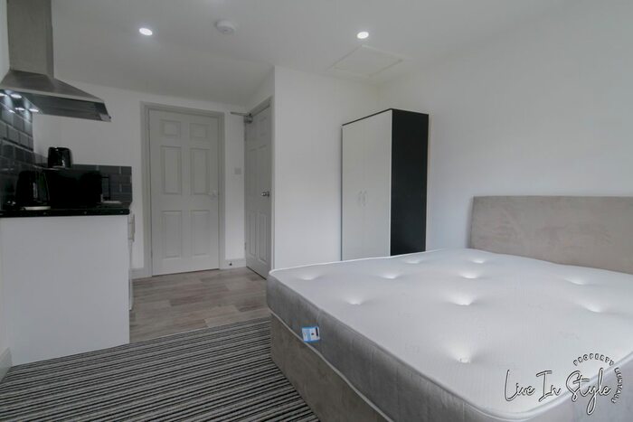 1 Bedroom Studio To Rent In Watergall, Studio, Bretton, Peterborough, PE3