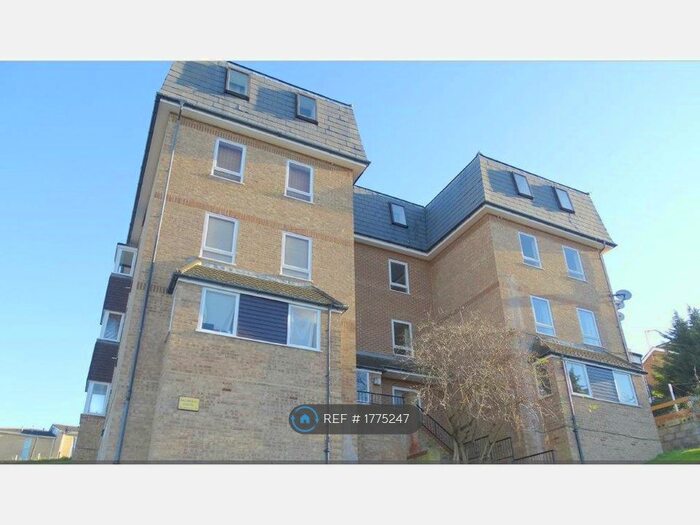 2 Bedroom Flat To Rent In Clive Road, Belvedere, DA17