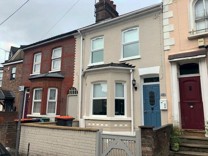 3 Bedroom House To Rent In Victoria Street, Dunstable, LU6