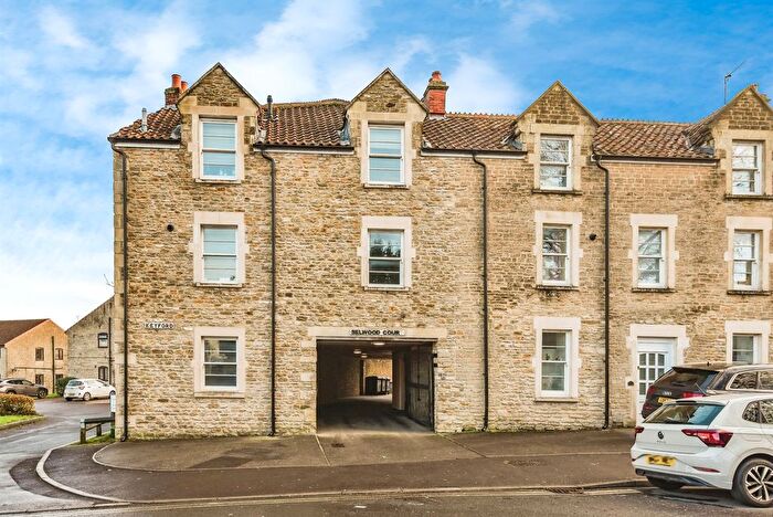 2 Bedroom Flat For Sale In Keyford, Frome, BA11