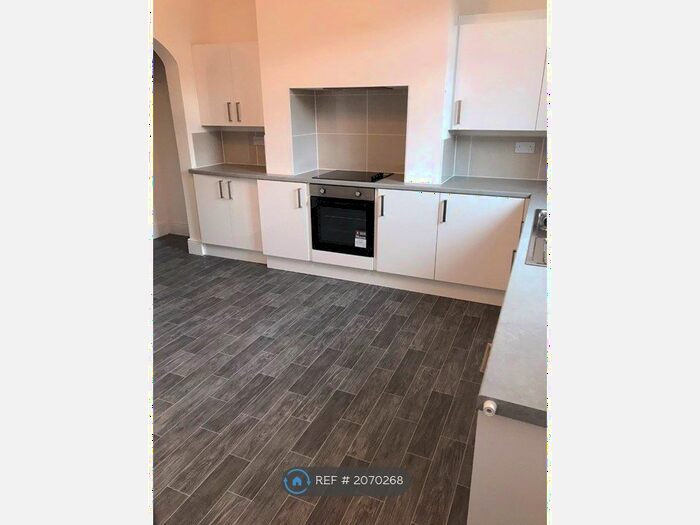 2 Bedroom Terraced House To Rent In Ambler Street, Castleford, WF10