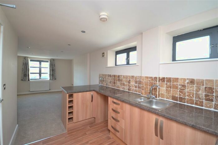 2 Bedroom Apartment To Rent In Station Road, Kettering, NN15
