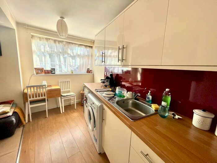 1 Bedroom Flat To Rent In Windway Road, Cardiff, CF5