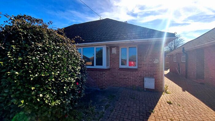 2 Bedroom Bungalow To Rent In Broadstairs, Kent, CT10