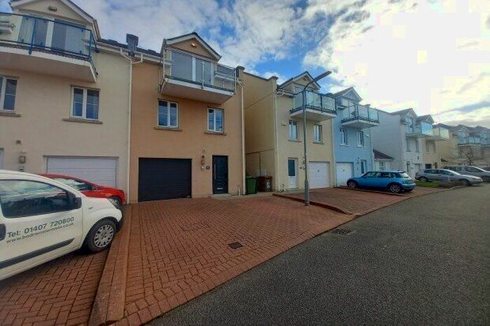 2 Bedroom Property To Rent In Hen Gei Llechi, Y Felinheli, LL56