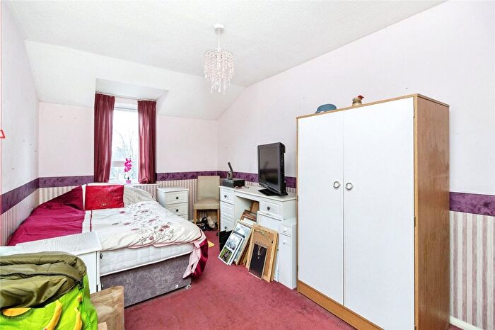 1 Bedroom Flat For Sale In Pebble Court, Paignton, Devon, TQ4
