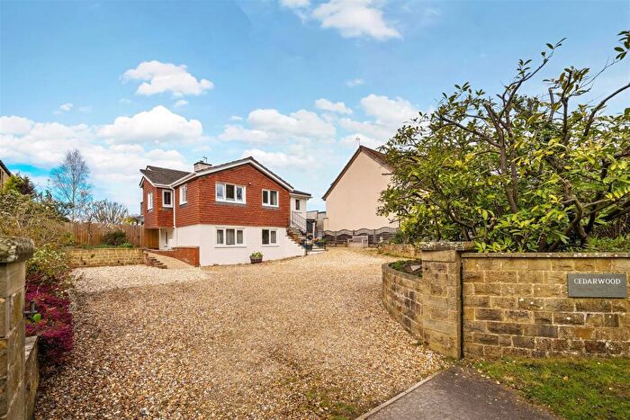 5 Bedroom Detached House For Sale In Hardenhuish Lane, Chippenham, SN14