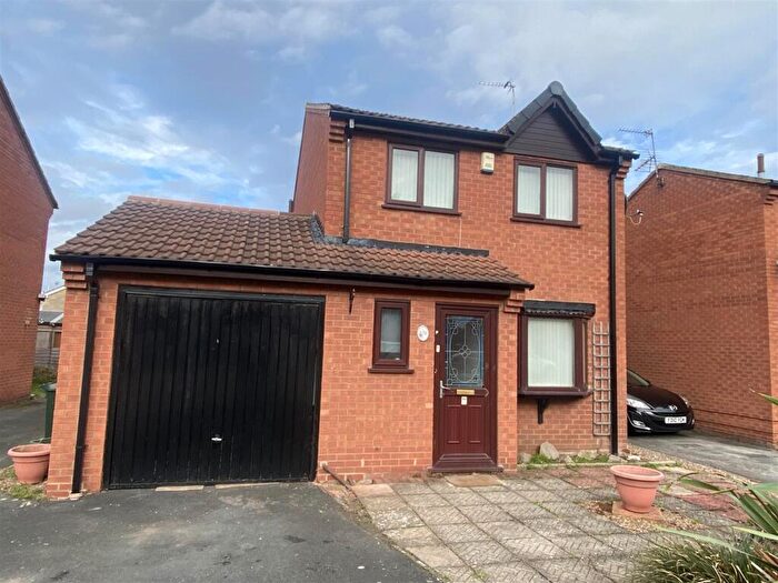 3 Bedroom Detached House To Rent In St. Georges Road, Thorne, Doncaster, DN8