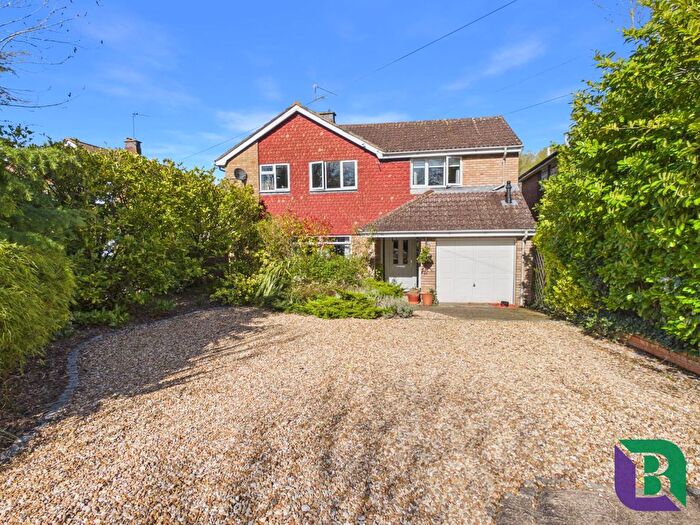 5 Bedroom Detached House For Sale In Edwin Close, Bow Brickhill, MK17