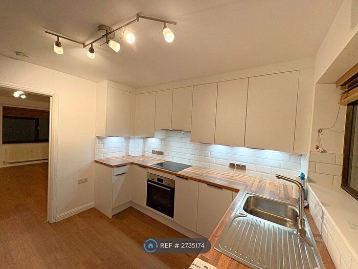 2 Bedroom Terraced House To Rent In Pebble Mill Street, Stoke-On-Trent, ST1