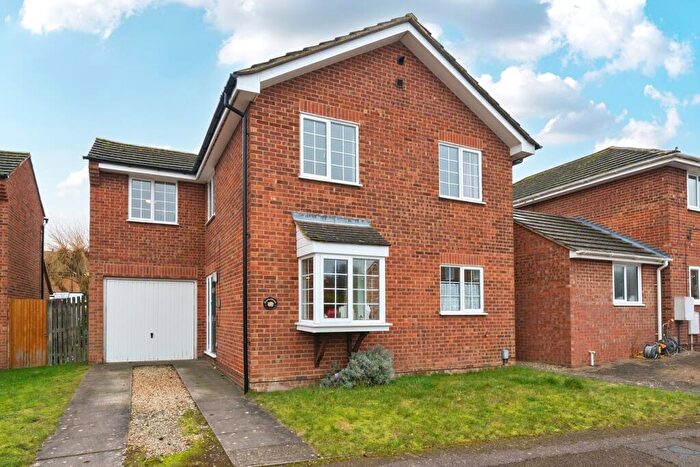 4 Bedroom Detached House For Sale In Conway Drive, Flitwick, MK45