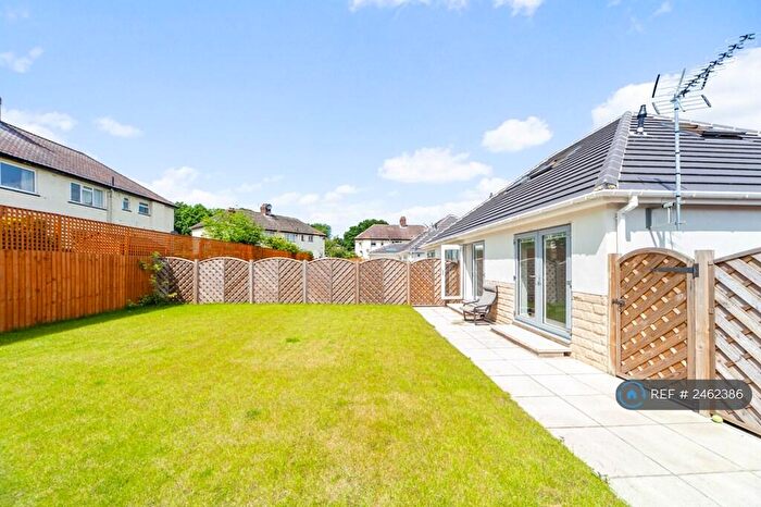 2 Bedroom Bungalow To Rent In Redesdale Grove, Leeds, LS16