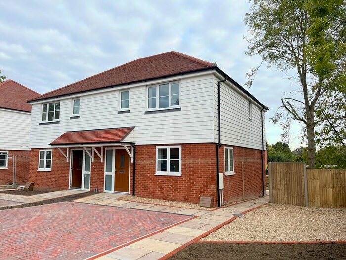 3 Bedroom Semi-Detached House For Sale In New Pond Road, Benenden, TN17