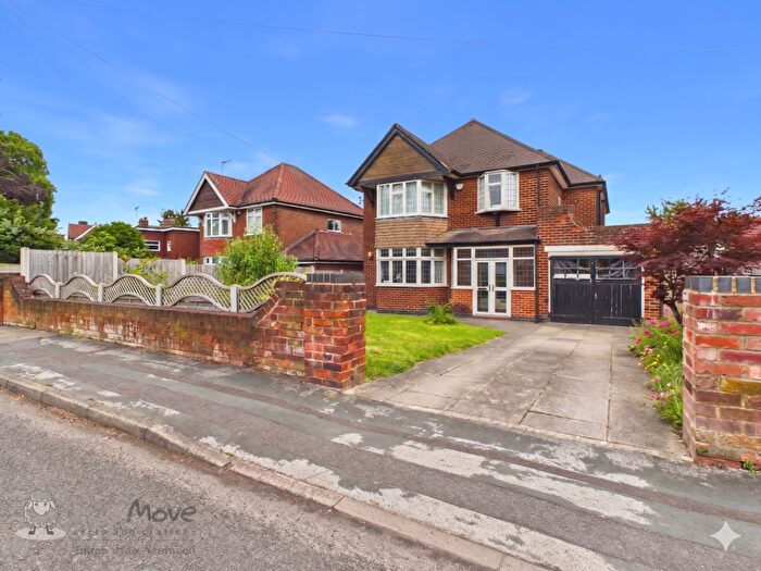 4 Bedroom Detached House For Sale In Rolleston Road, Burton-on-Trent, Staffordshire, DE13
