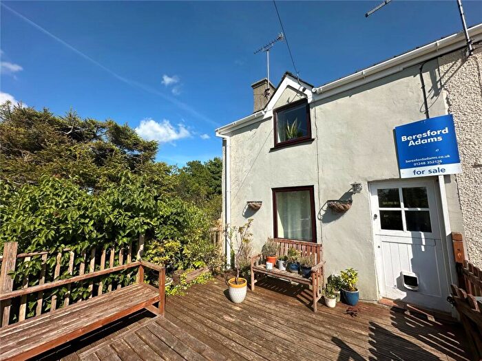 2 Bedroom Semi-Detached House For Sale In Tan Y Maes, Y Felinheli, Gwynedd, LL56