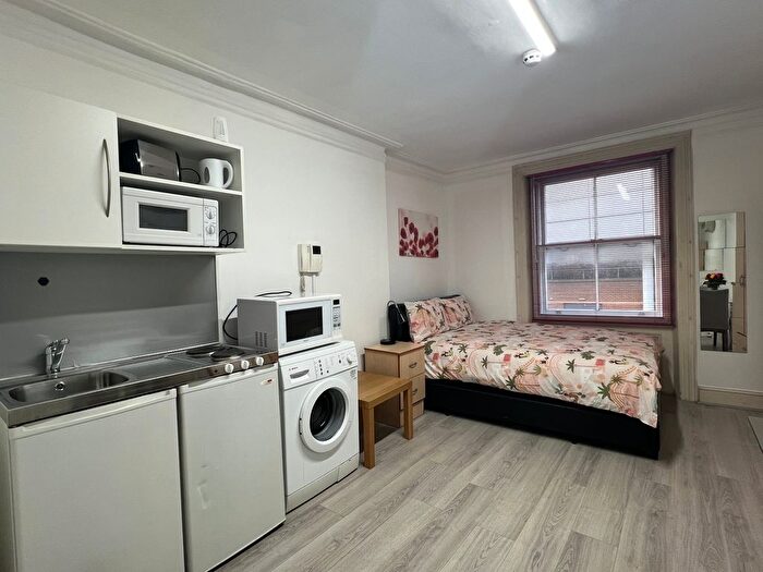 Studio To Rent In Cromwell Road, London, SW7