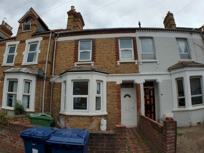 4 Bedroom Detached House To Rent In Hurst Street, Bedrooms, OX4