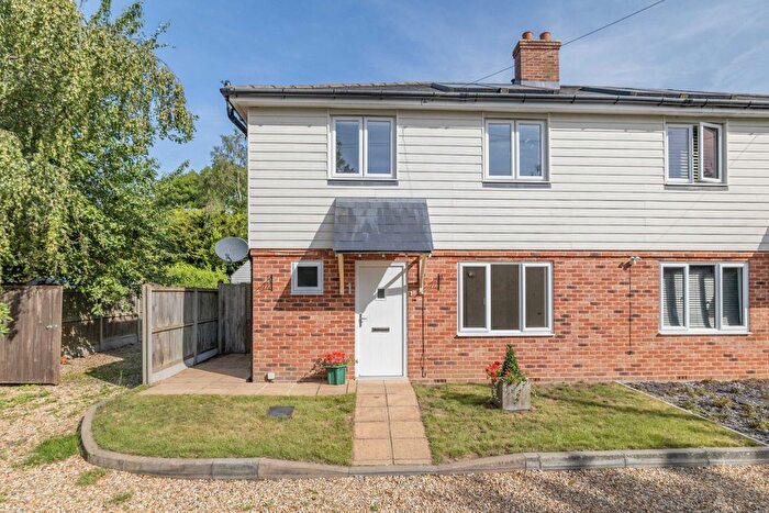 3 Bedroom Semi Detached House For Sale In The Mews, Field Way, Sturry, Canterbury, Kent, CT2