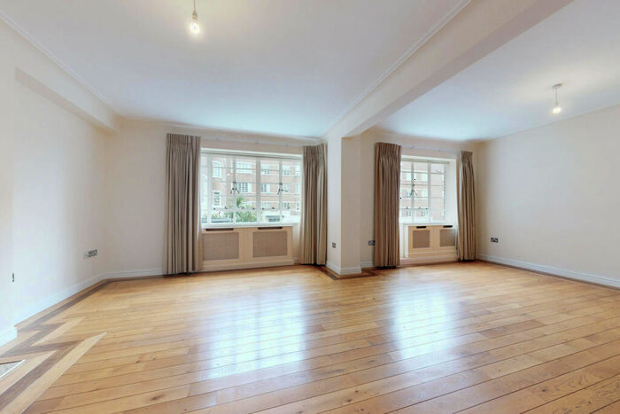 3 Bedroom Apartment To Rent In Stockleigh Hall, Prince Albert Road, St John's Wood, London, NW8