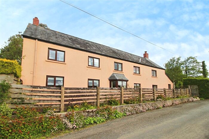 4 Bedroom Cottage To Rent In Langtree, Torrington, Devon, EX38