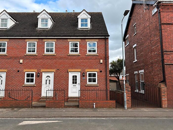 4 Bedroom End Of Terrace House To Rent In Jackson Street, Goole, DN14